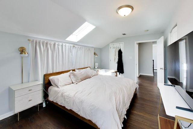 339 N Emroy Avenue, Elmhurst, IL 60126