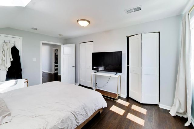 339 N Emroy Avenue, Elmhurst, IL 60126