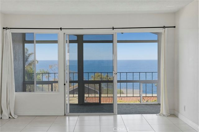 240 Moss Street 8, Laguna Beach, CA 92651