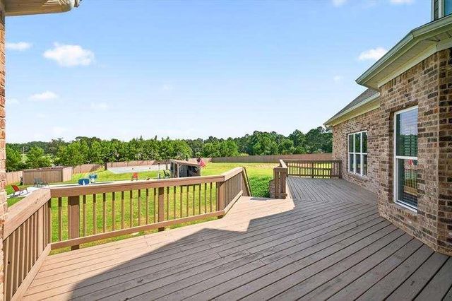 2112 Meadowood Cove, Monroe, GA 30655