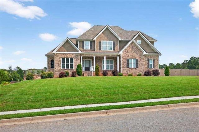 2112 Meadowood Cove, Monroe, GA 30655