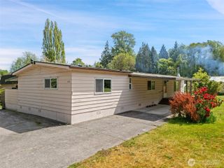 3180 Woodcock Road, Sequim, WA 98382
