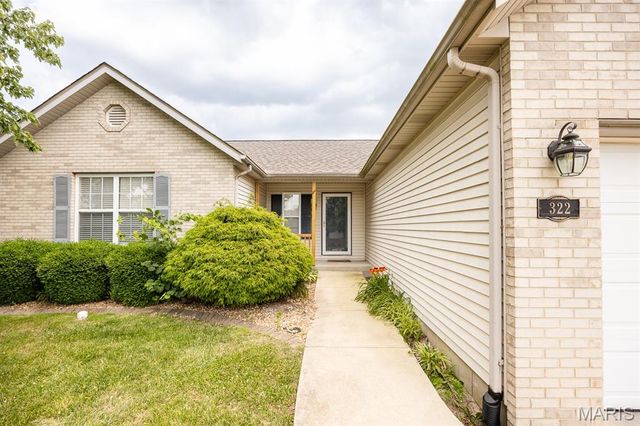 322 Limerick Lane, Belleville, IL 62221