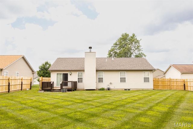 322 Limerick Lane, Belleville, IL 62221