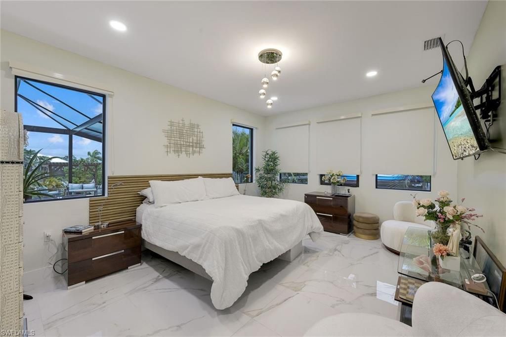 Image 13 of property listing at 4231 NW 12th LN, Cape Coral, FL 33993