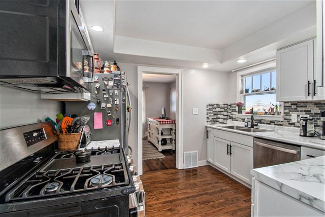 447 HUNTINGTON Avenue, Council Bluffs, IA 51503