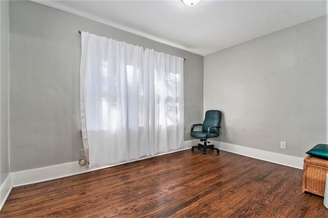 447 HUNTINGTON Avenue, Council Bluffs, IA 51503