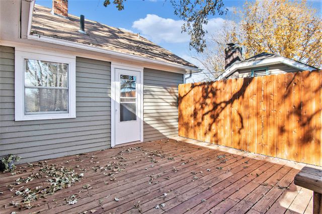 447 HUNTINGTON Avenue, Council Bluffs, IA 51503