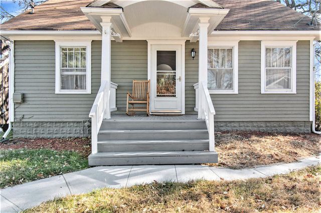 447 HUNTINGTON Avenue, Council Bluffs, IA 51503