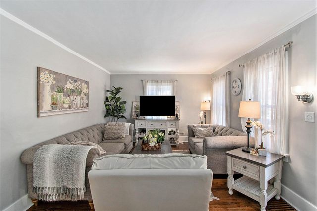 447 HUNTINGTON Avenue, Council Bluffs, IA 51503