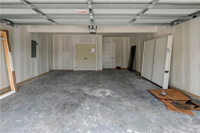 12705 Woodland Avenue, Kansas City, MO 64145