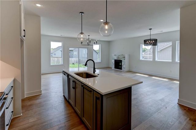 12705 Woodland Avenue, Kansas City, MO 64145