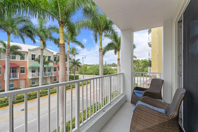 802 W Windward Way 217, Lantana, FL 33462