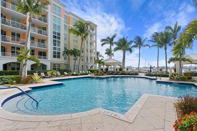 802 W Windward Way 217, Lantana, FL 33462