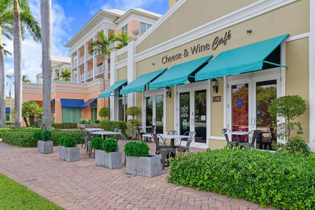 802 W Windward Way 217, Lantana, FL 33462