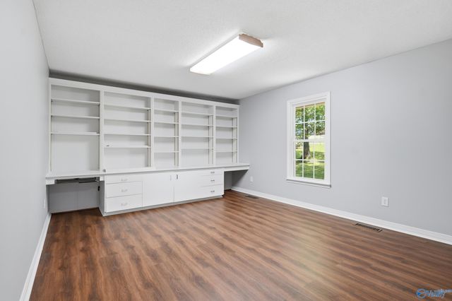103 Ce Lee Drive NW, Huntsville, AL 35806