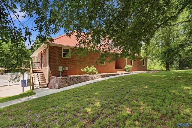 103 Ce Lee Drive NW, Huntsville, AL 35806
