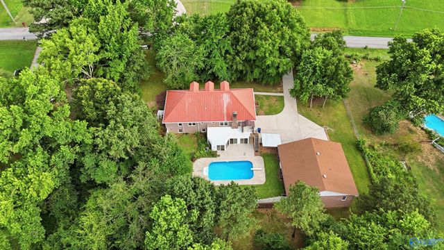 103 Ce Lee Drive NW, Huntsville, AL 35806