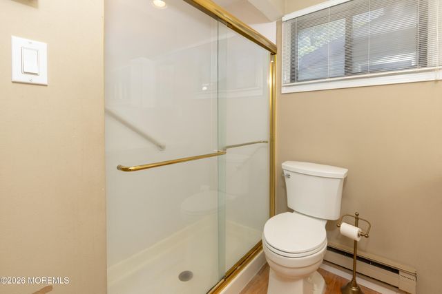 33 Hampton Court, Red Bank, NJ 07701
