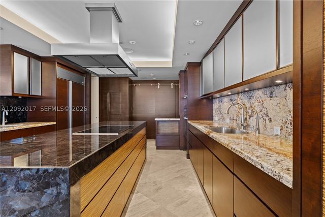 9999 Collins Ave 9J, Bal Harbour, FL 33154
