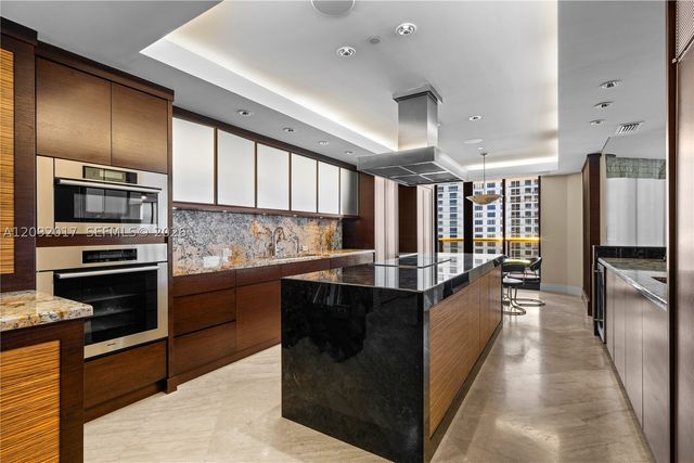 9999 Collins Ave 9J, Bal Harbour, FL 33154