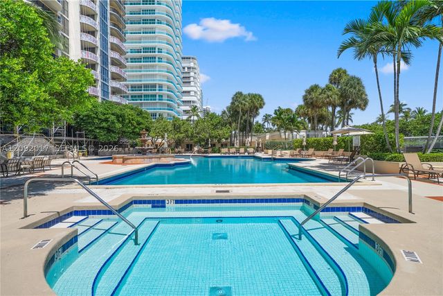 9999 Collins Ave 9J, Bal Harbour, FL 33154