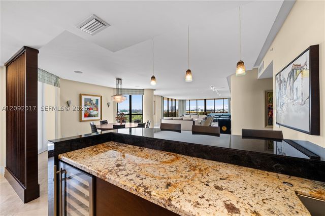 9999 Collins Ave 9J, Bal Harbour, FL 33154