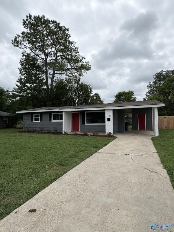 1000 Lowell Drive, Huntsville, AL 35801