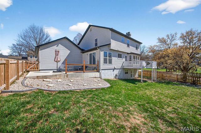 1 Belcourt Circle, St Charles, MO 63304