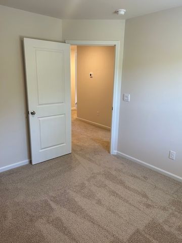 208 Oakmont Valley Trail, Seneca, SC 29678