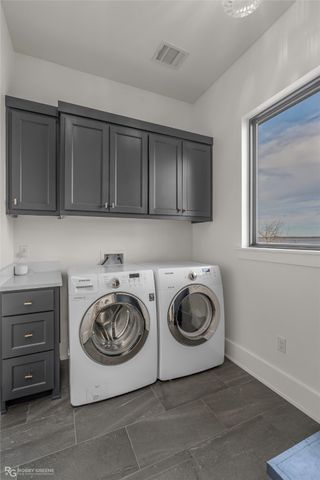 6042 S Lakeshore Drive, Shreveport, LA 71119