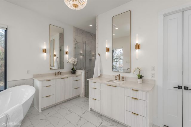 6042 S Lakeshore Drive, Shreveport, LA 71119