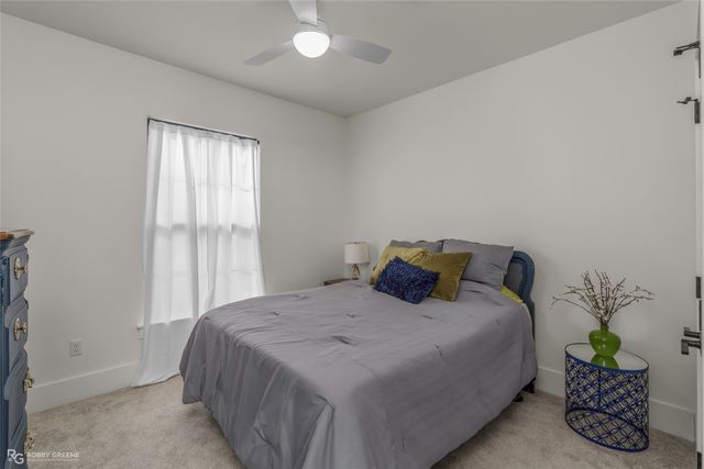 6042 S Lakeshore Drive, Shreveport, LA 71119