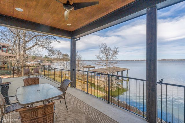 6042 S Lakeshore Drive, Shreveport, LA 71119