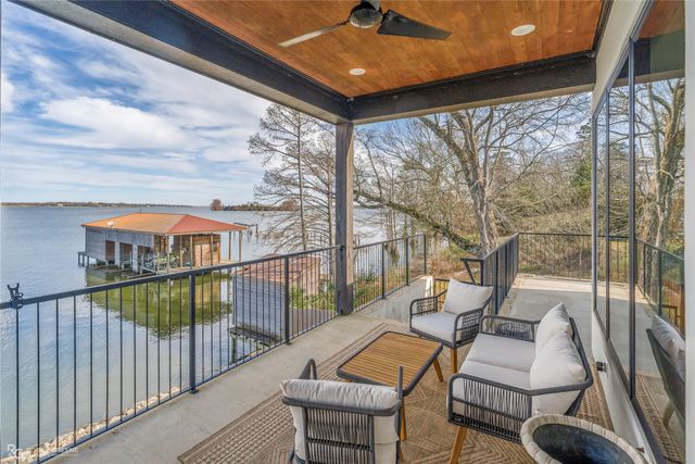 6042 S Lakeshore Drive, Shreveport, LA 71119