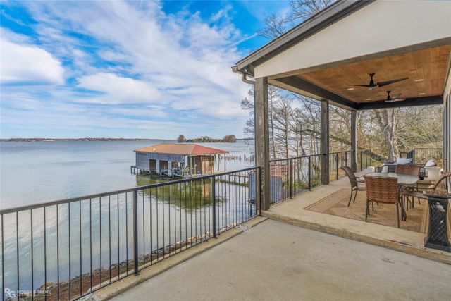 6042 S Lakeshore Drive, Shreveport, LA 71119