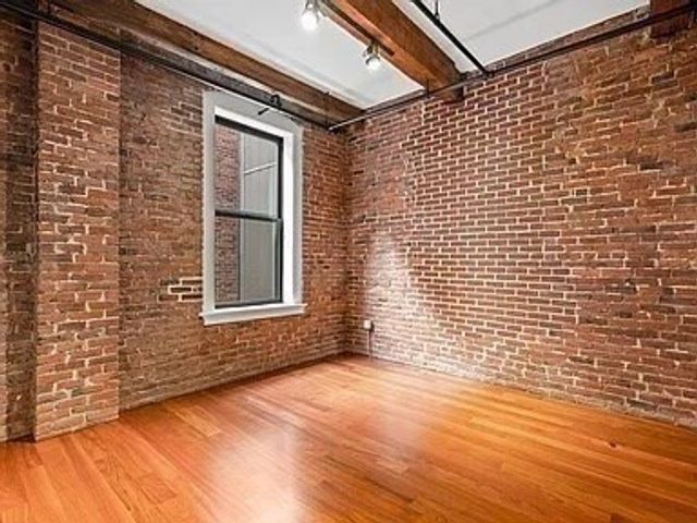 126 N. Washington 3, Boston, MA 02114