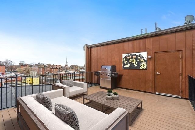 126 N. Washington 3, Boston, MA 02114