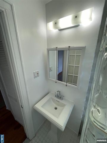 275 Engle Street G5, Englewood, NJ 07631