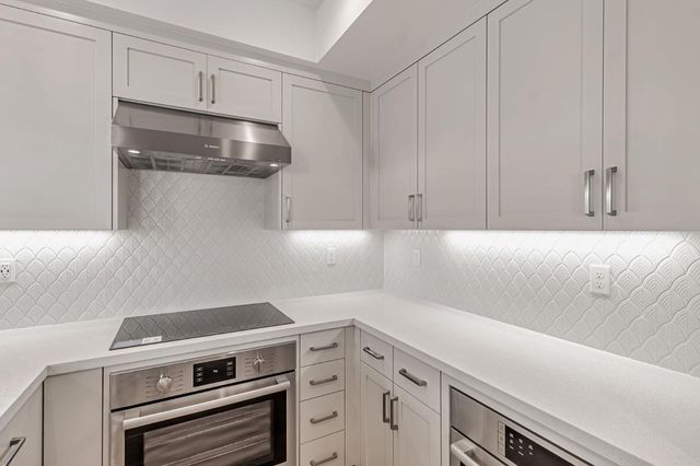 1115 Juana Court, Palo Alto, CA 94303