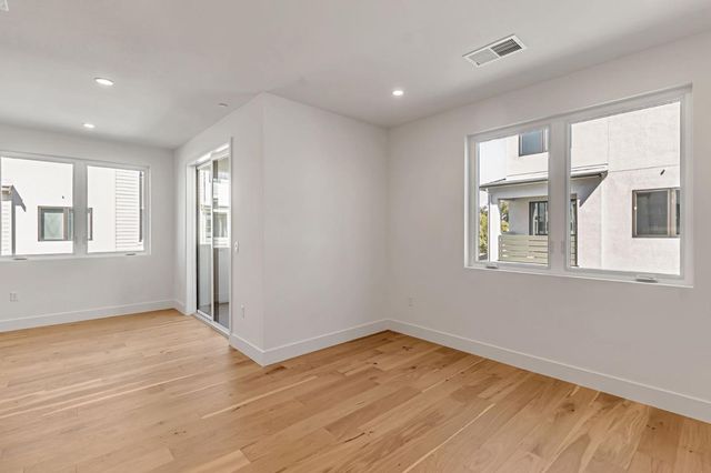 1115 Juana Court, Palo Alto, CA 94303