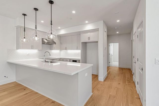 1115 Juana Court, Palo Alto, CA 94303