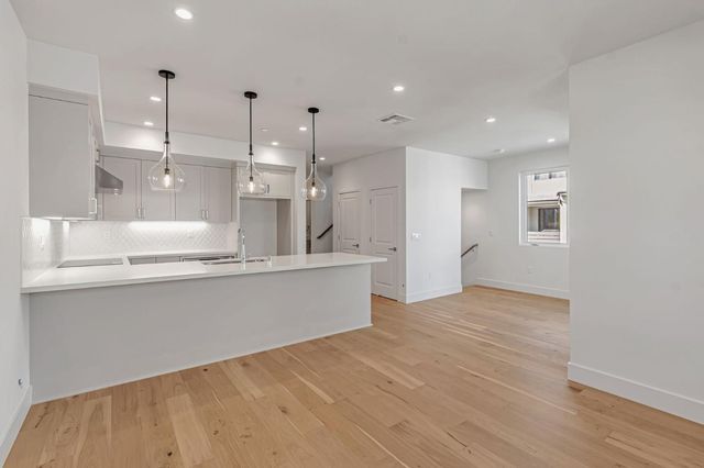 1115 Juana Court, Palo Alto, CA 94303