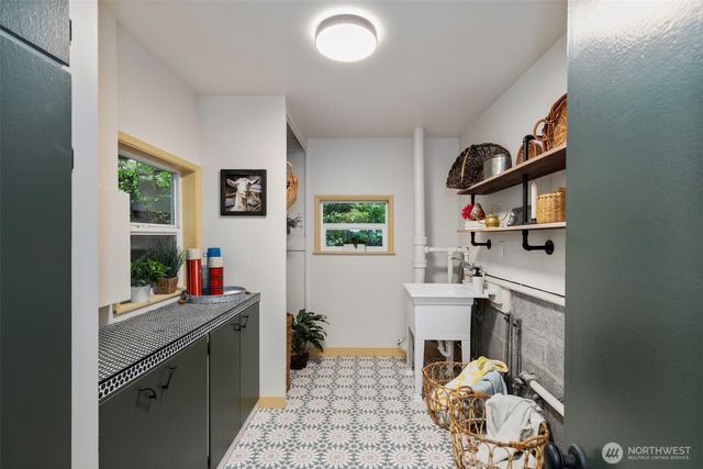 15311 Sandy Hook Road NE, Poulsbo, WA 98370