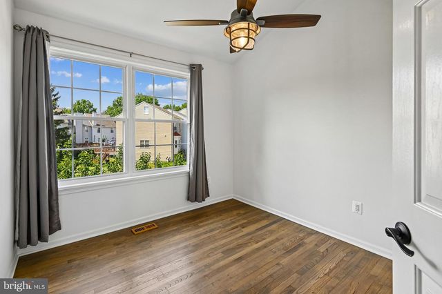 1305 SEA SHELL CT, Stoney Beach, MD 21226