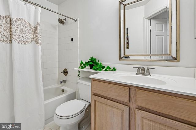 1305 SEA SHELL CT, Stoney Beach, MD 21226