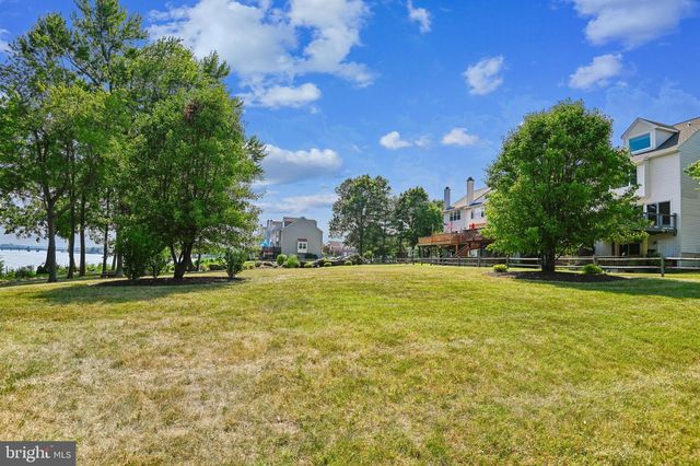 1305 SEA SHELL CT, Stoney Beach, MD 21226