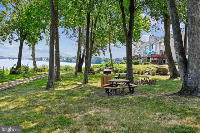 1305 SEA SHELL CT, Stoney Beach, MD 21226