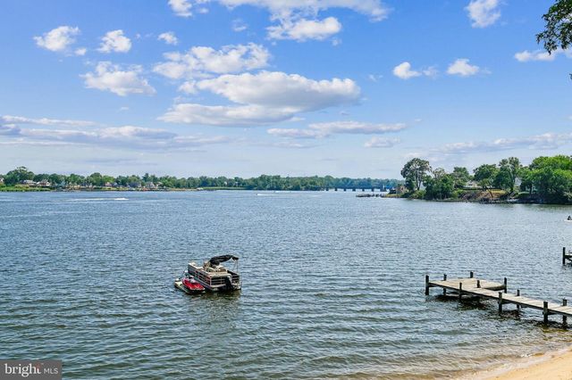 1305 SEA SHELL CT, Stoney Beach, MD 21226