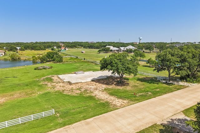 1181 Fox Run, Bartonville, TX 76226